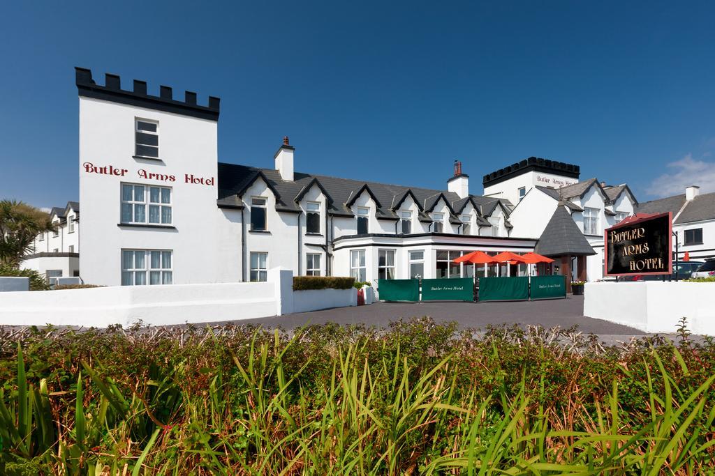 Butler Arms Hotel Уотървил Екстериор снимка